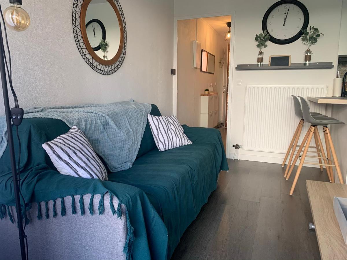 Chaleureux Appartement Face Au Port Sta Lucia, Tout A Pieds, Wifi Saint-Raphaël Dış mekan fotoğraf