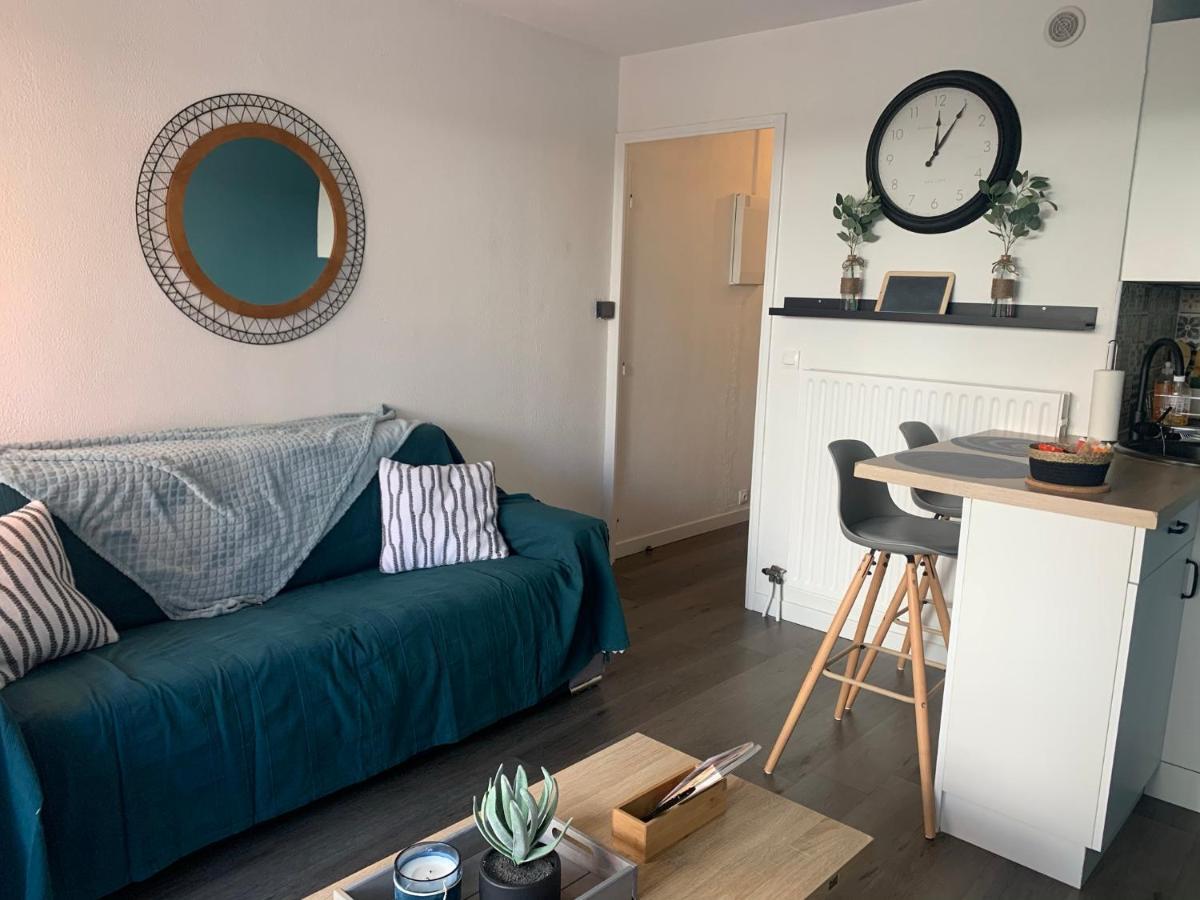 Chaleureux Appartement Face Au Port Sta Lucia, Tout A Pieds, Wifi Saint-Raphaël Dış mekan fotoğraf