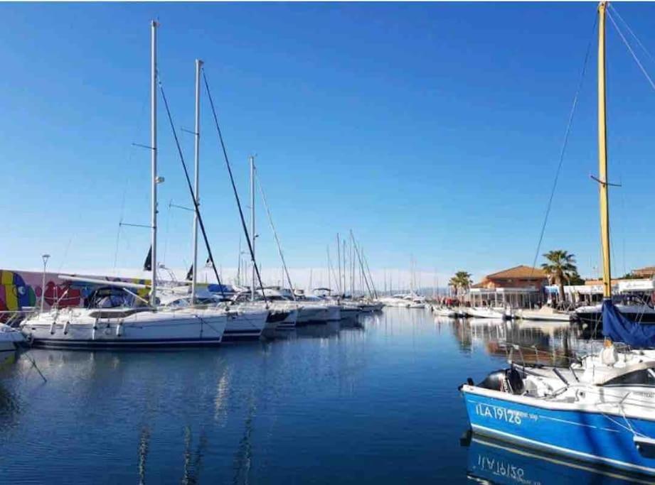 Chaleureux Appartement Face Au Port Sta Lucia, Tout A Pieds, Wifi Saint-Raphaël Dış mekan fotoğraf
